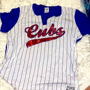 VS pink cubs exclusive shirt